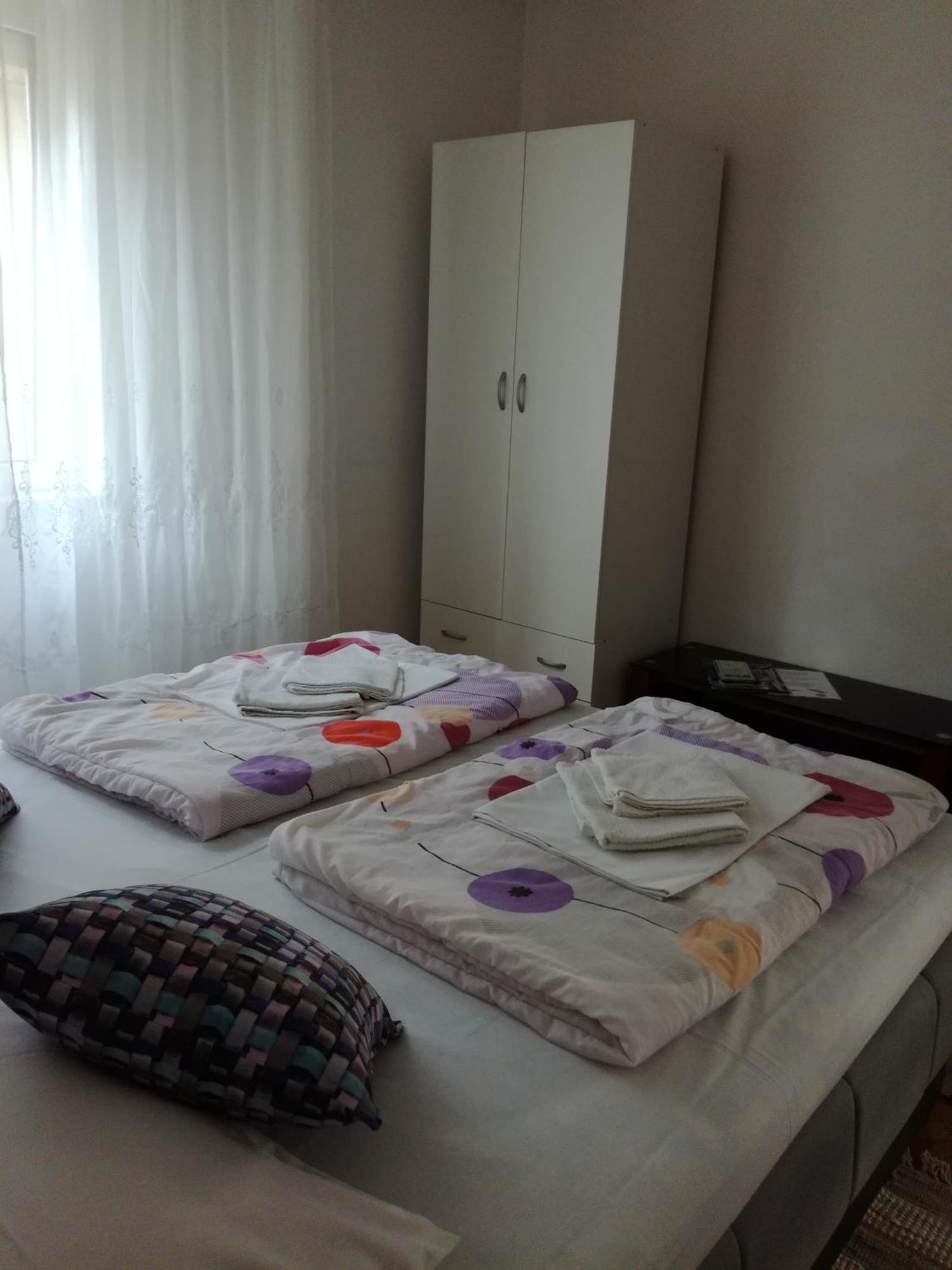 Apartments Kabalin โนวีวีโนดอลสกี ห้อง รูปภาพ