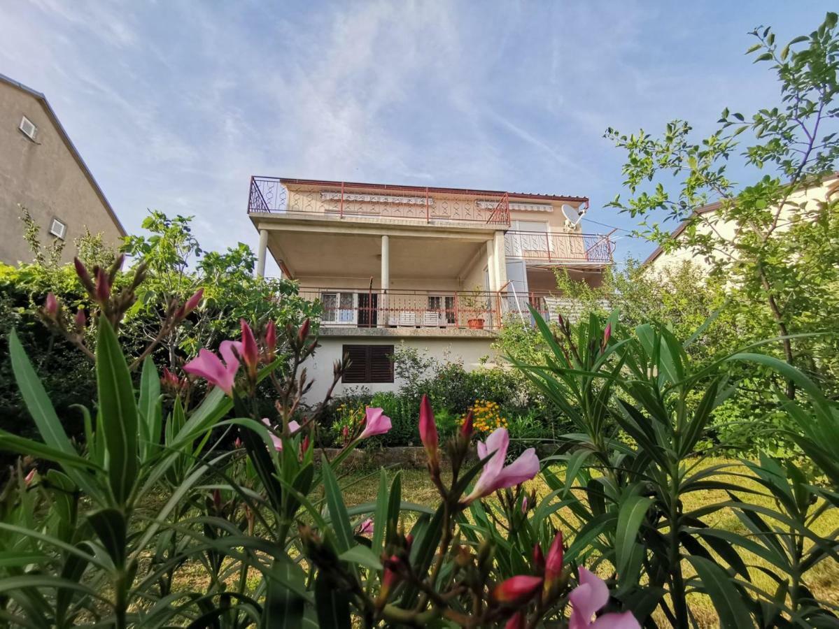 Apartments Kabalin โนวีวีโนดอลสกี ภายนอก รูปภาพ
